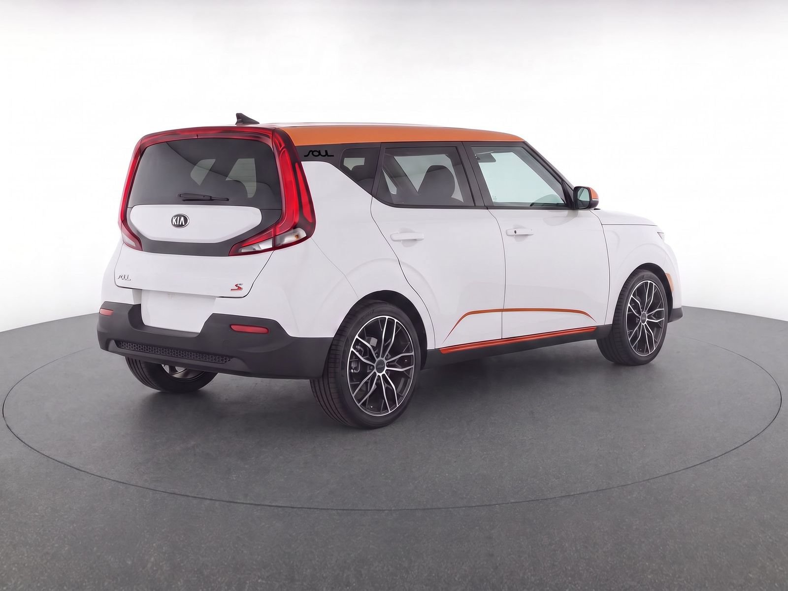 Used 2020 Kia Soul S FWD image 8