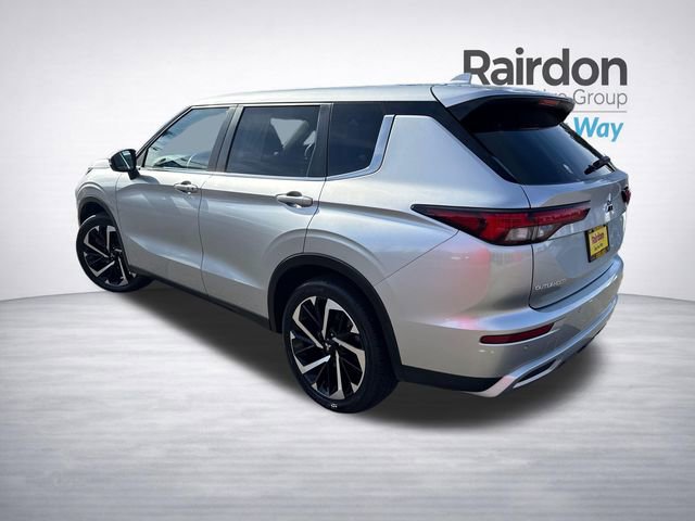 Used 2024 Mitsubishi Outlander SE image 6