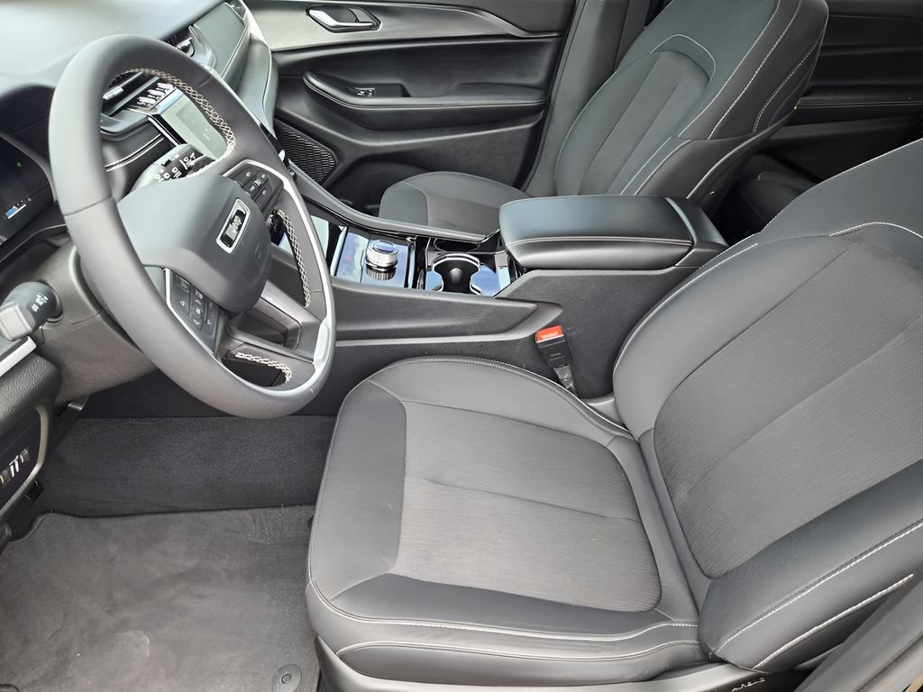 Used 2023 Jeep Grand Cherokee L Laredo w/ Luxury Tech Group I AWD/4WD image 8
