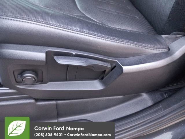 Used 2021 Land Rover Defender 90 X-Dynamic S image 12