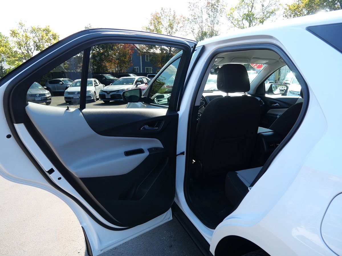 Used 2021 Chevrolet Equinox LT AWD/4WD image 29