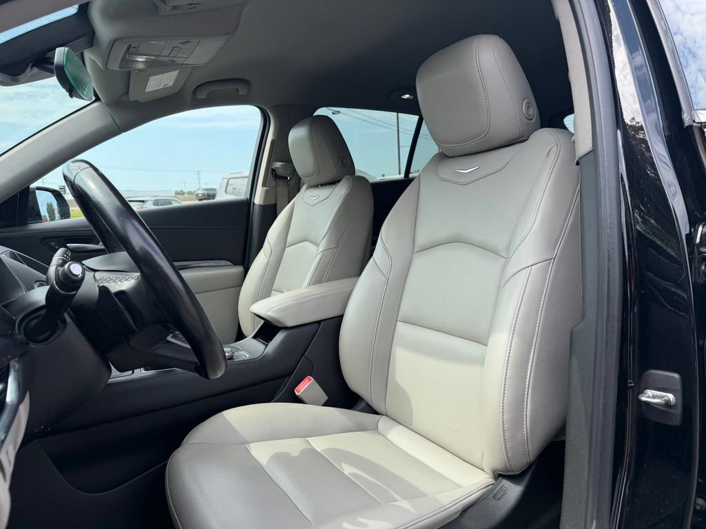 Used 2022 Cadillac XT4 Luxury FWD image 10