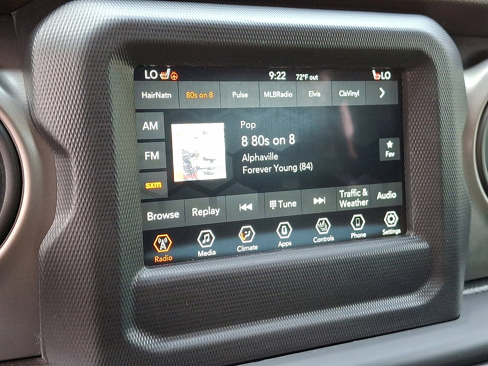 Certified 2021 Jeep Gladiator Willys image 17