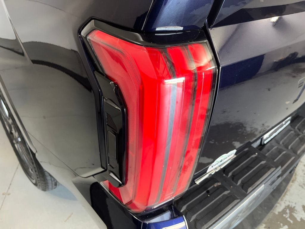Certified 2025 Toyota Tundra Limited AWD/4WD image 44