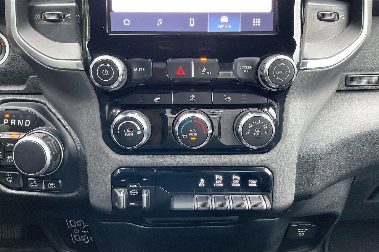 Used 2025 RAM 1500 Big Horn AWD/4WD image 18