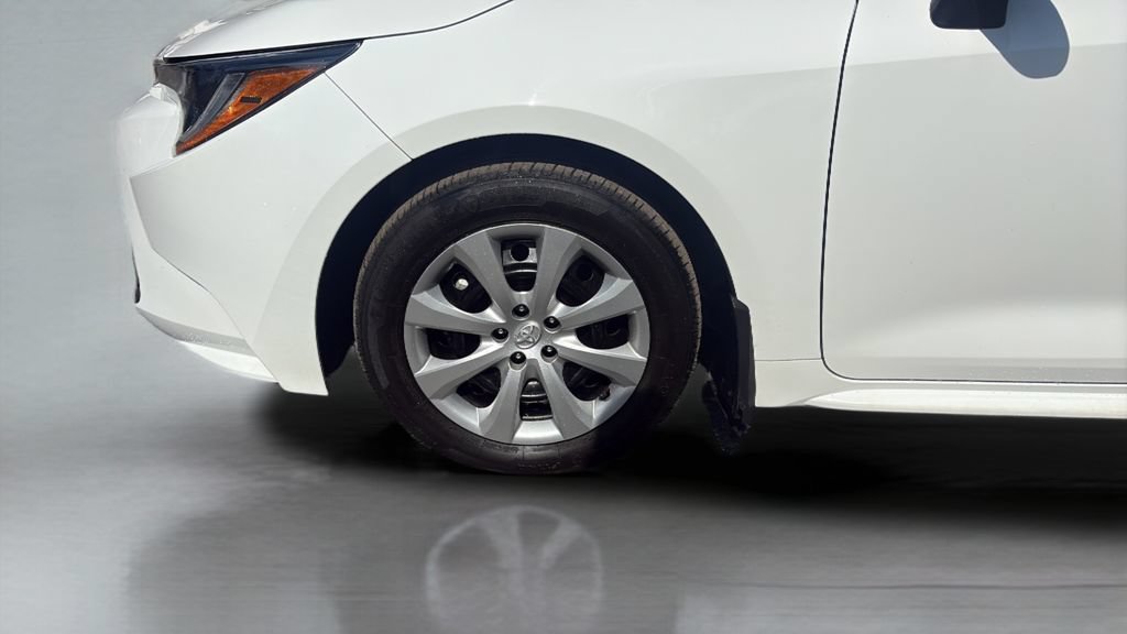 Used 2026 Toyota Corolla LE FWD image 23