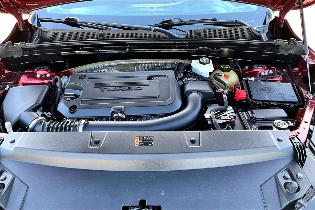 Used 2022 Buick Envision Preferred w/ Sport Touring Package FWD image 9