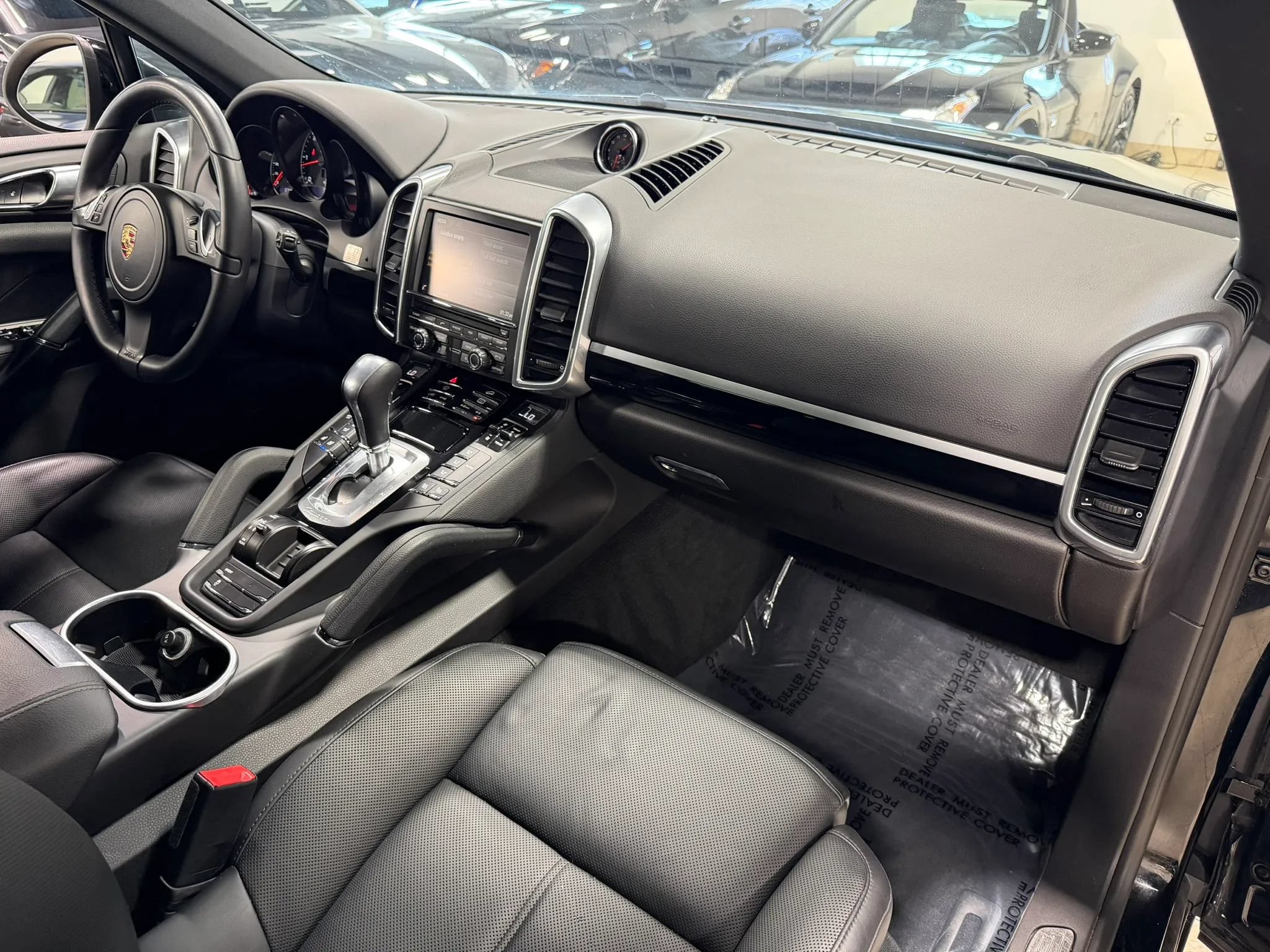 Used 2014 Porsche Cayenne Diesel Platinum Edition AWD/4WD image 13