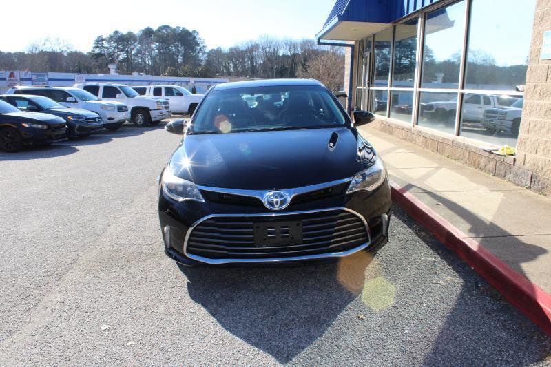Used 2016 Toyota Avalon XLE Plus FWD image 2