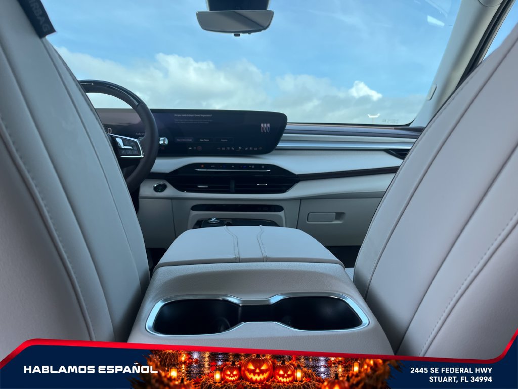 New 2026 Buick Enclave Avenir w/ Super Cruise Package AWD/4WD image 16