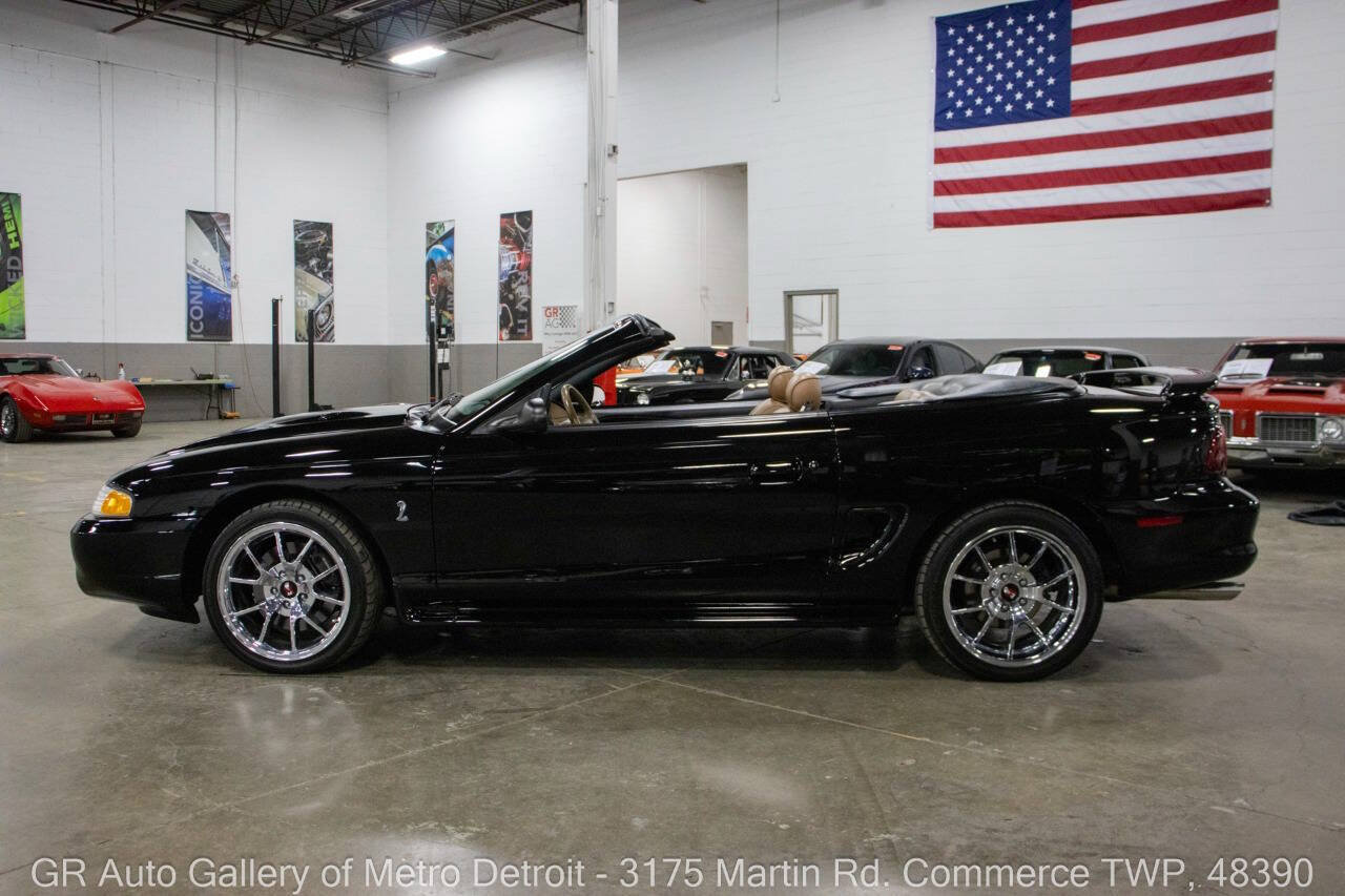 Used 1996 Ford Mustang Cobra RWD image 4