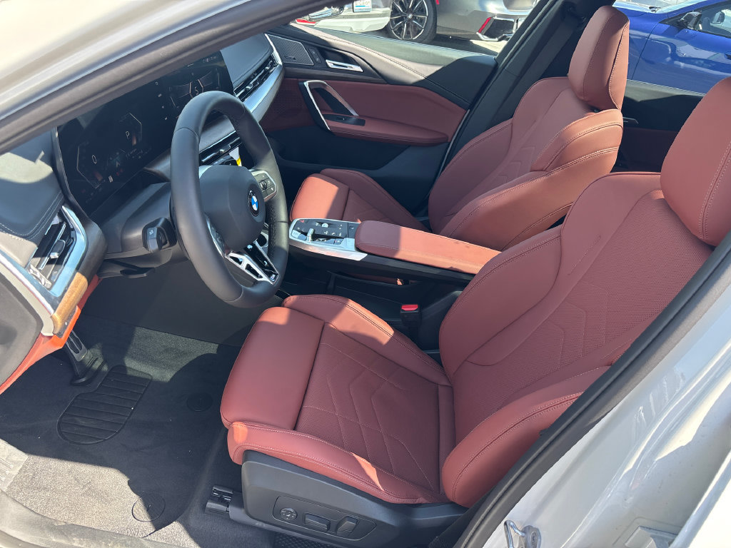 New 2026 BMW X1 xDrive28i w/ Technology Package AWD/4WD image 18