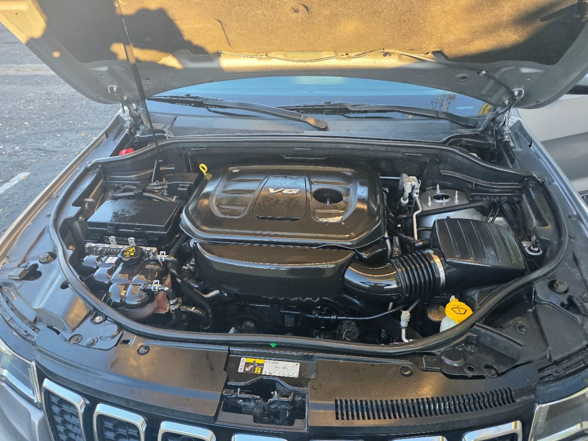 Used 2018 Jeep Grand Cherokee Laredo image 17