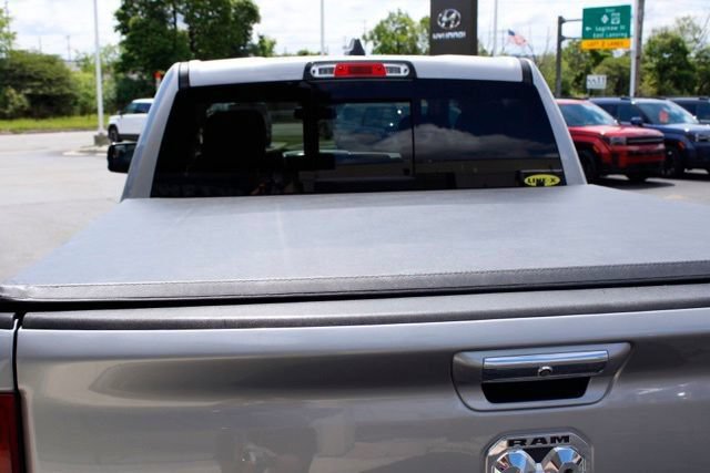 Used 2019 RAM 1500 Laramie AWD/4WD image 7
