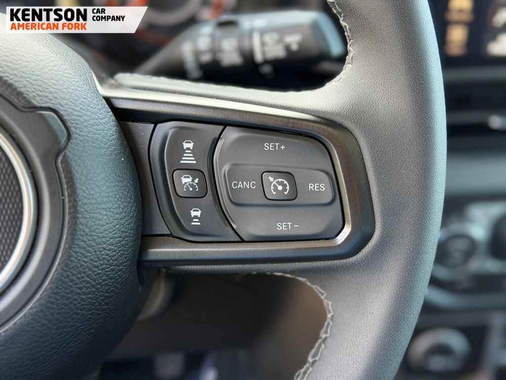 Used 2026 Jeep Wrangler Unlimited Rubicon AWD/4WD image 15