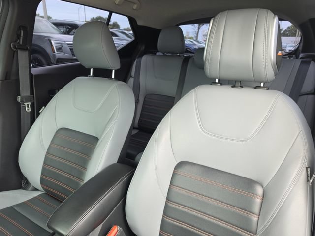 Certified 2024 Nissan Kicks SR w/ SR Premium Package FWD image 21
