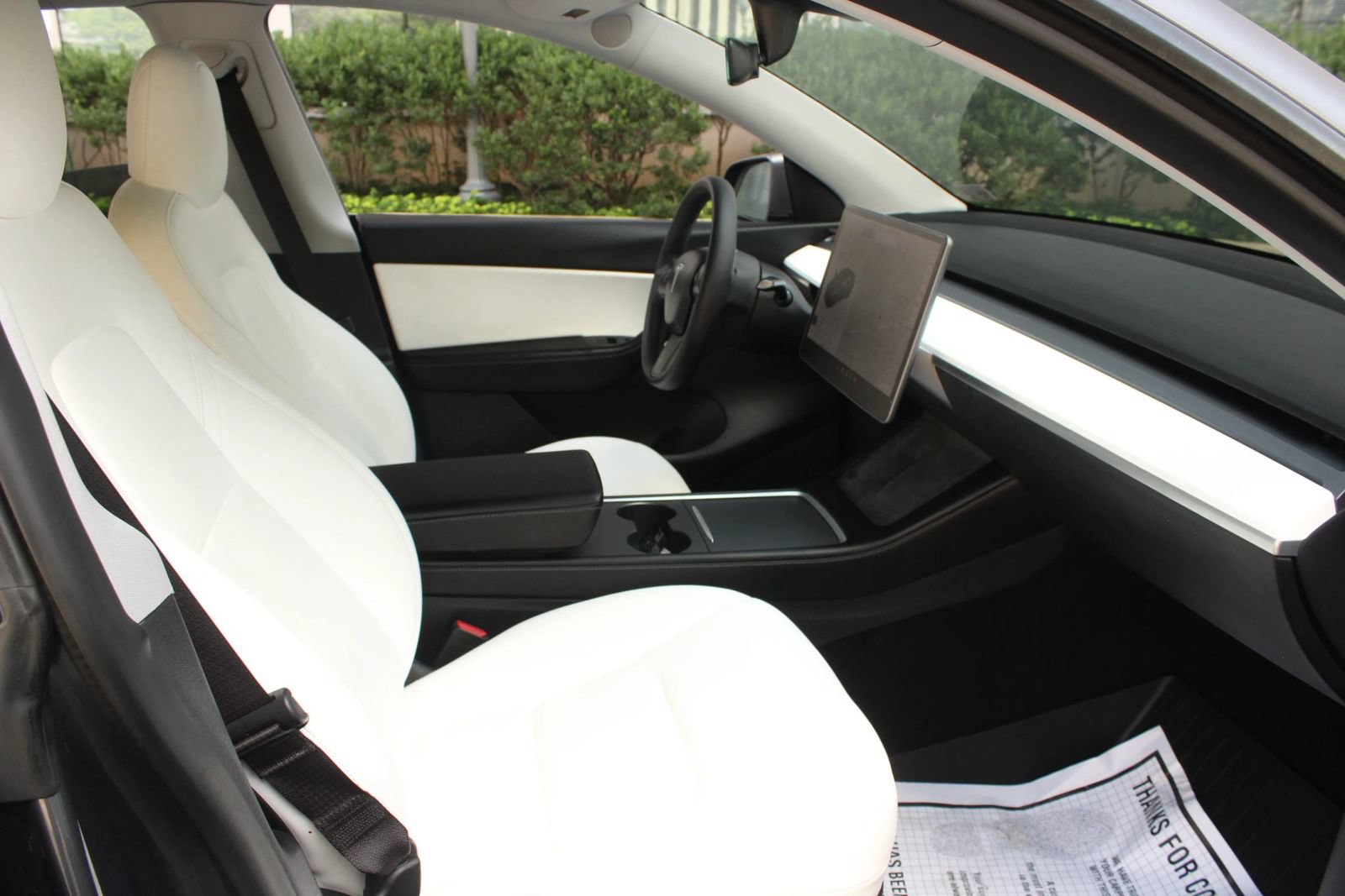 Used 2021 Tesla Model Y Long Range AWD/4WD image 26