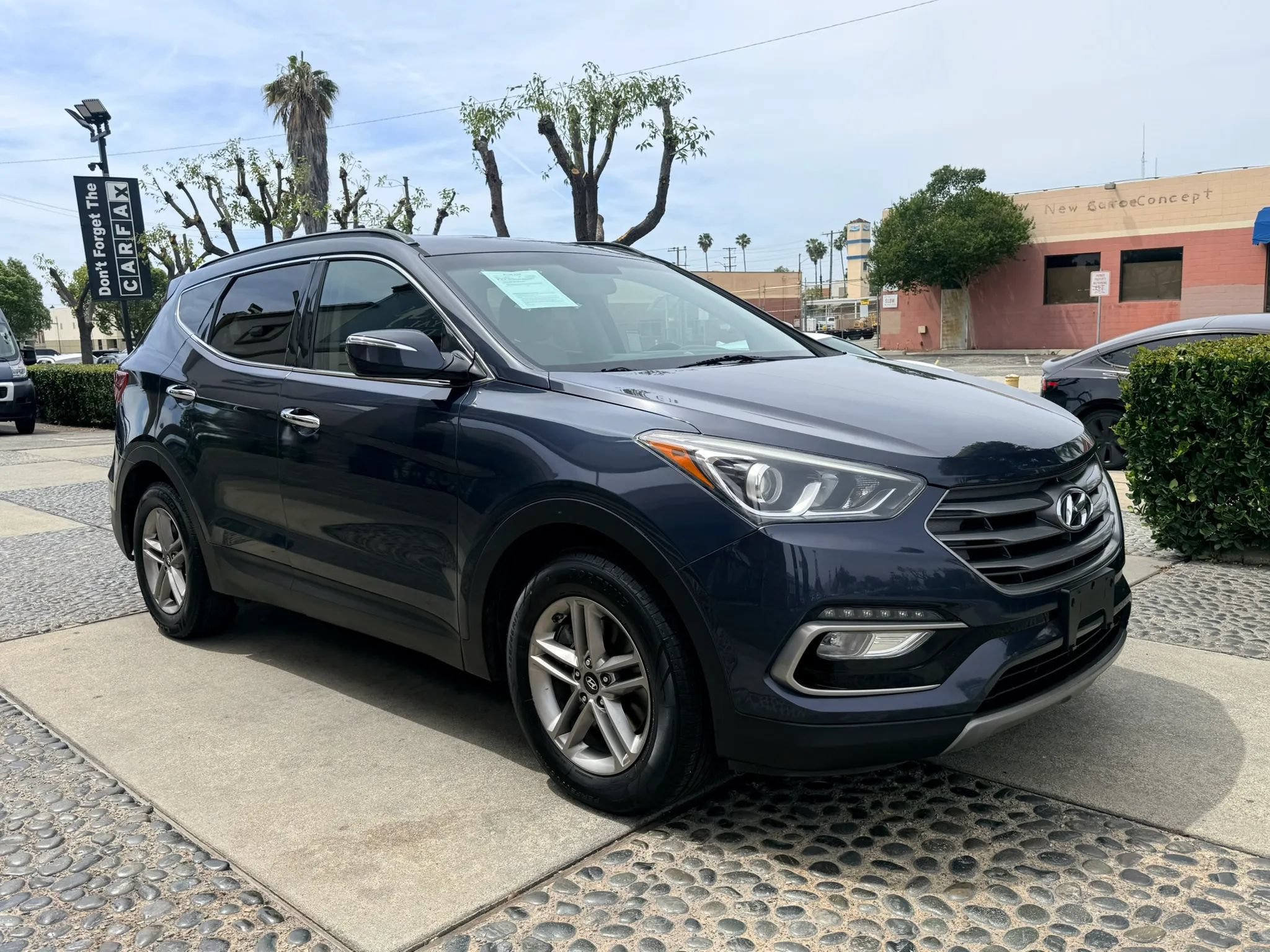 Used 2018 Hyundai Santa Fe Sport w/ 2.4L Value Package 02 FWD image 3