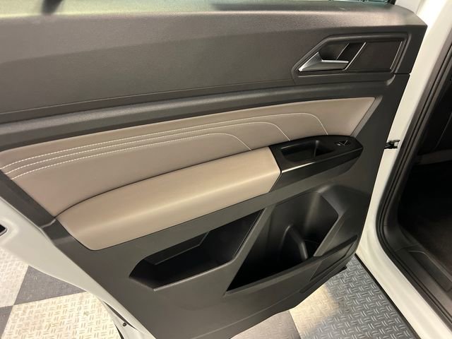 Used 2021 Volkswagen Atlas Cross Sport SEL FWD image 18