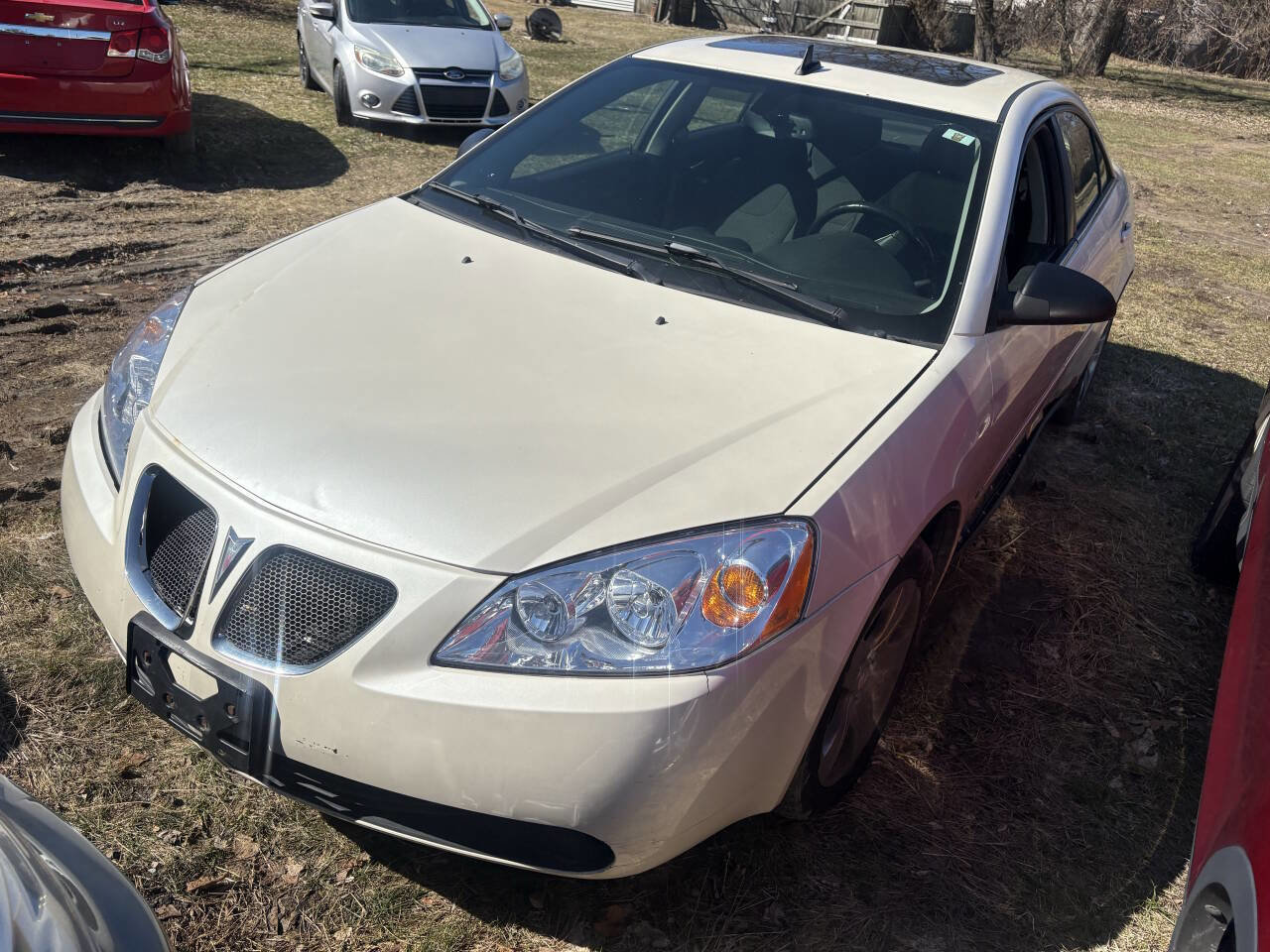 Used 2009 Pontiac G6 Sedan w/ Sun And Sound Package image 2