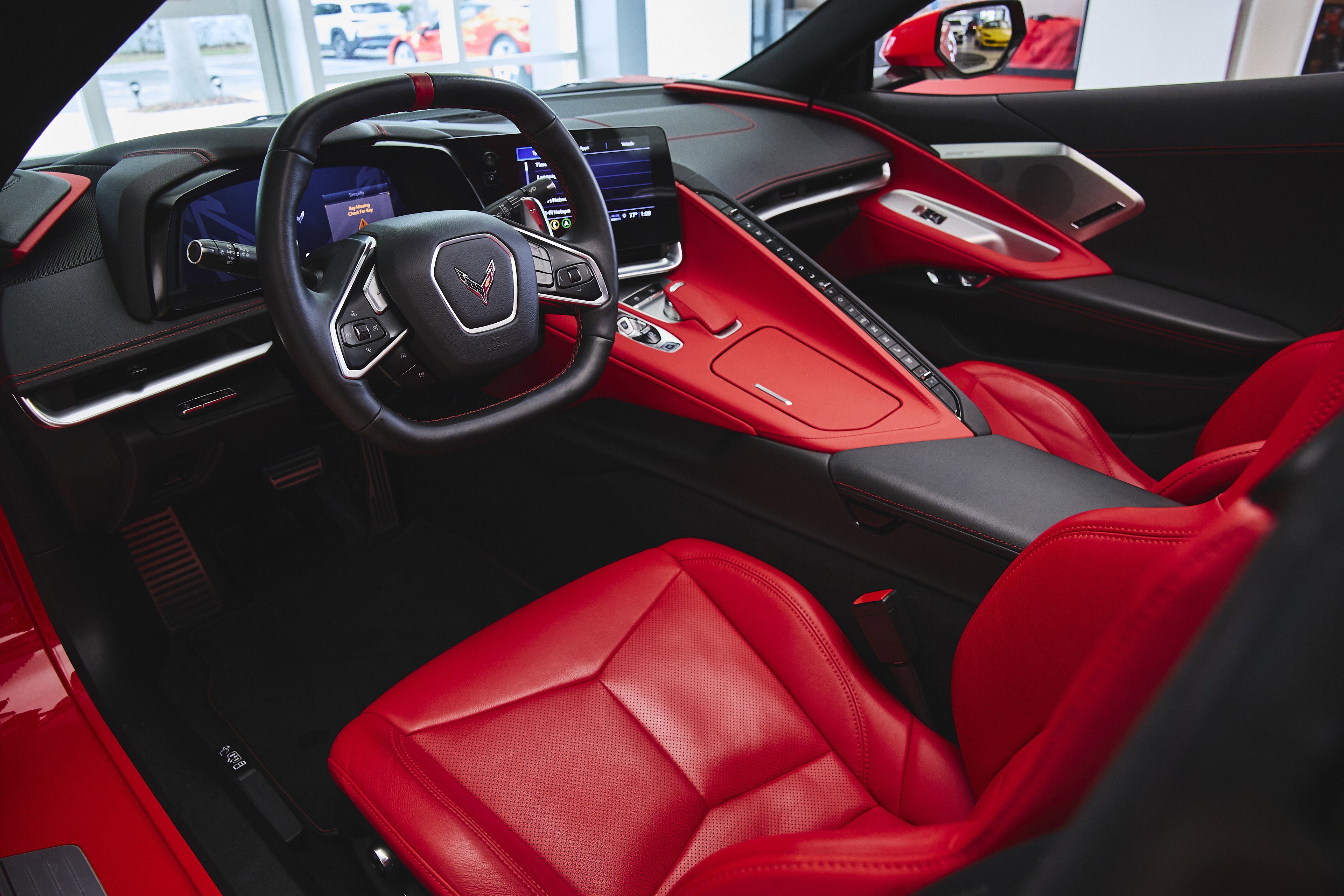 Used 2021 Chevrolet Corvette Stingray Preferred Cpe w/ 2LT image 8