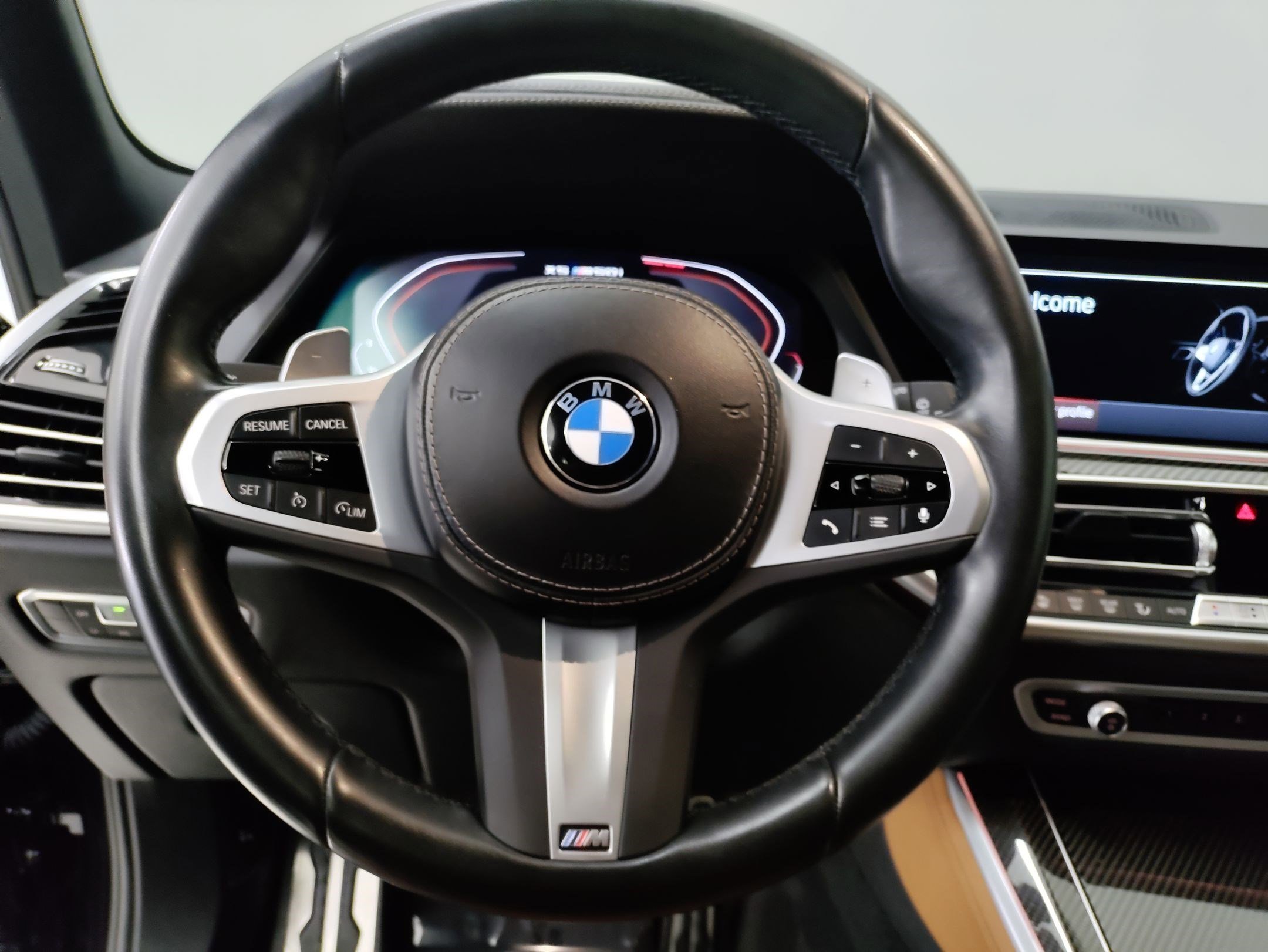 Certified 2023 BMW X5 M50i w/ Executive Package image 17