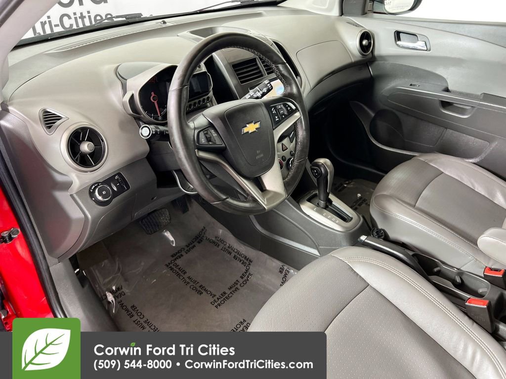 Used 2015 Chevrolet Sonic LTZ FWD image 3