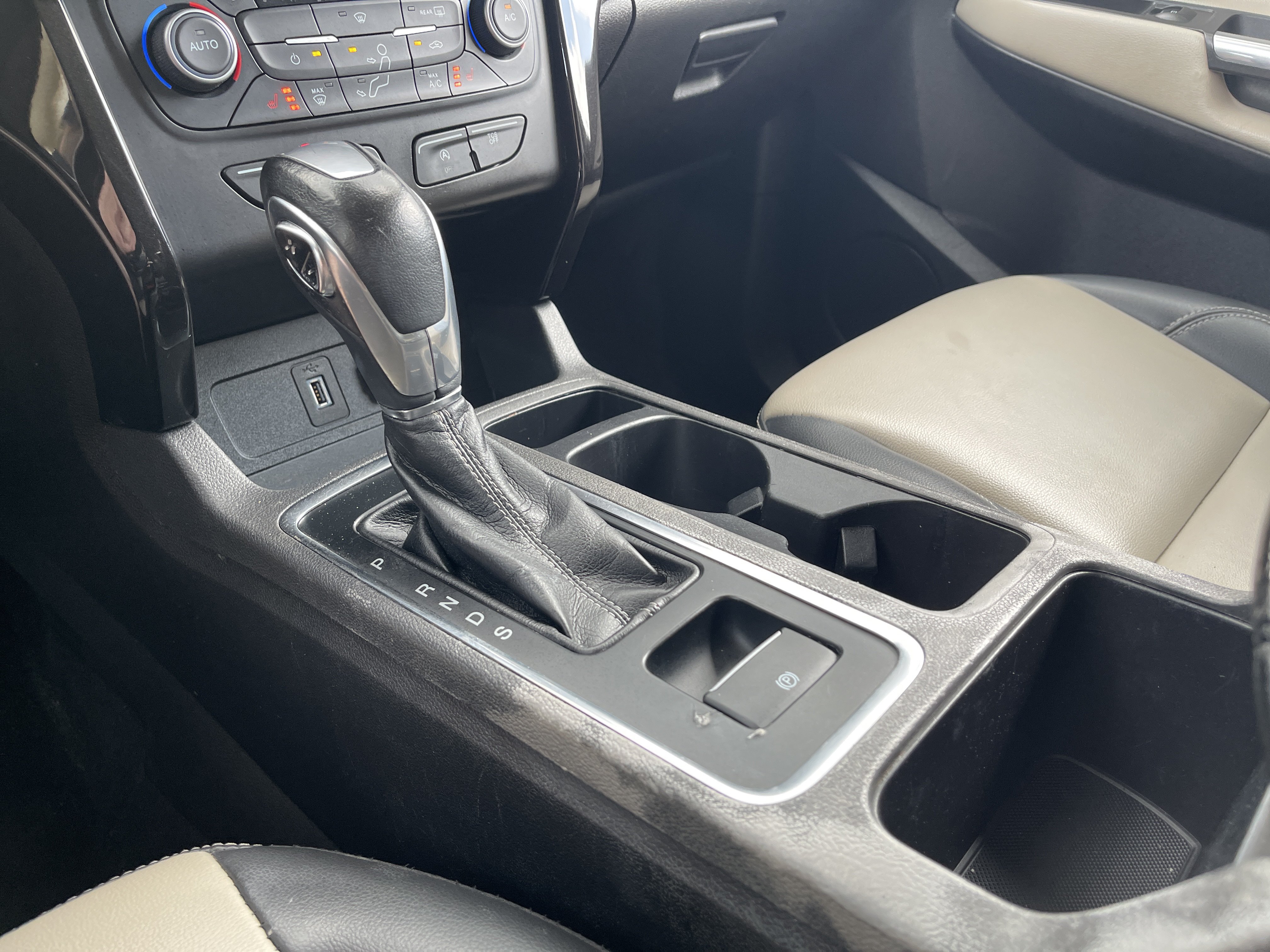 Used 2019 Ford Escape SEL AWD/4WD image 19