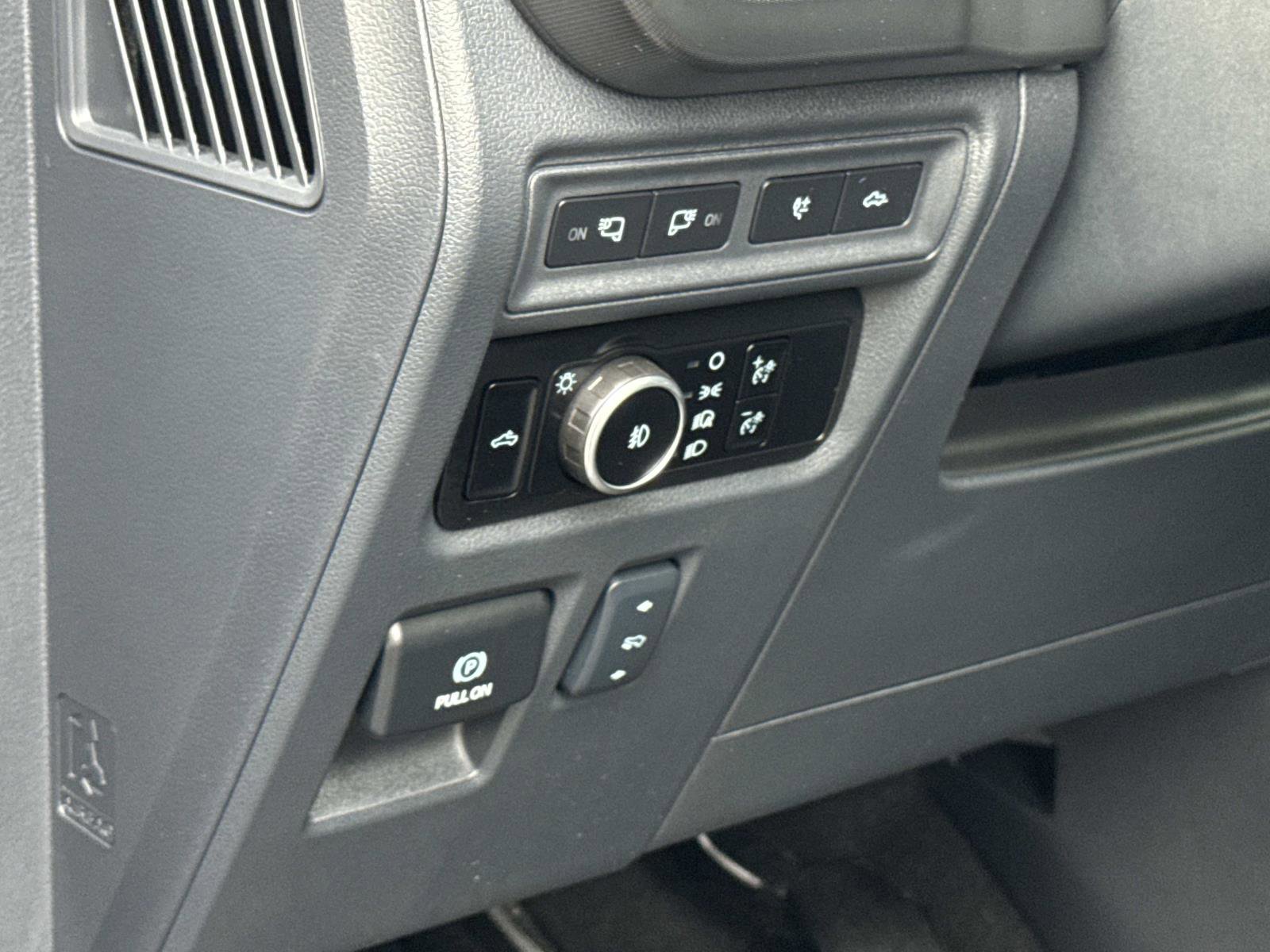 Used 2024 Ford F150 Raptor image 11