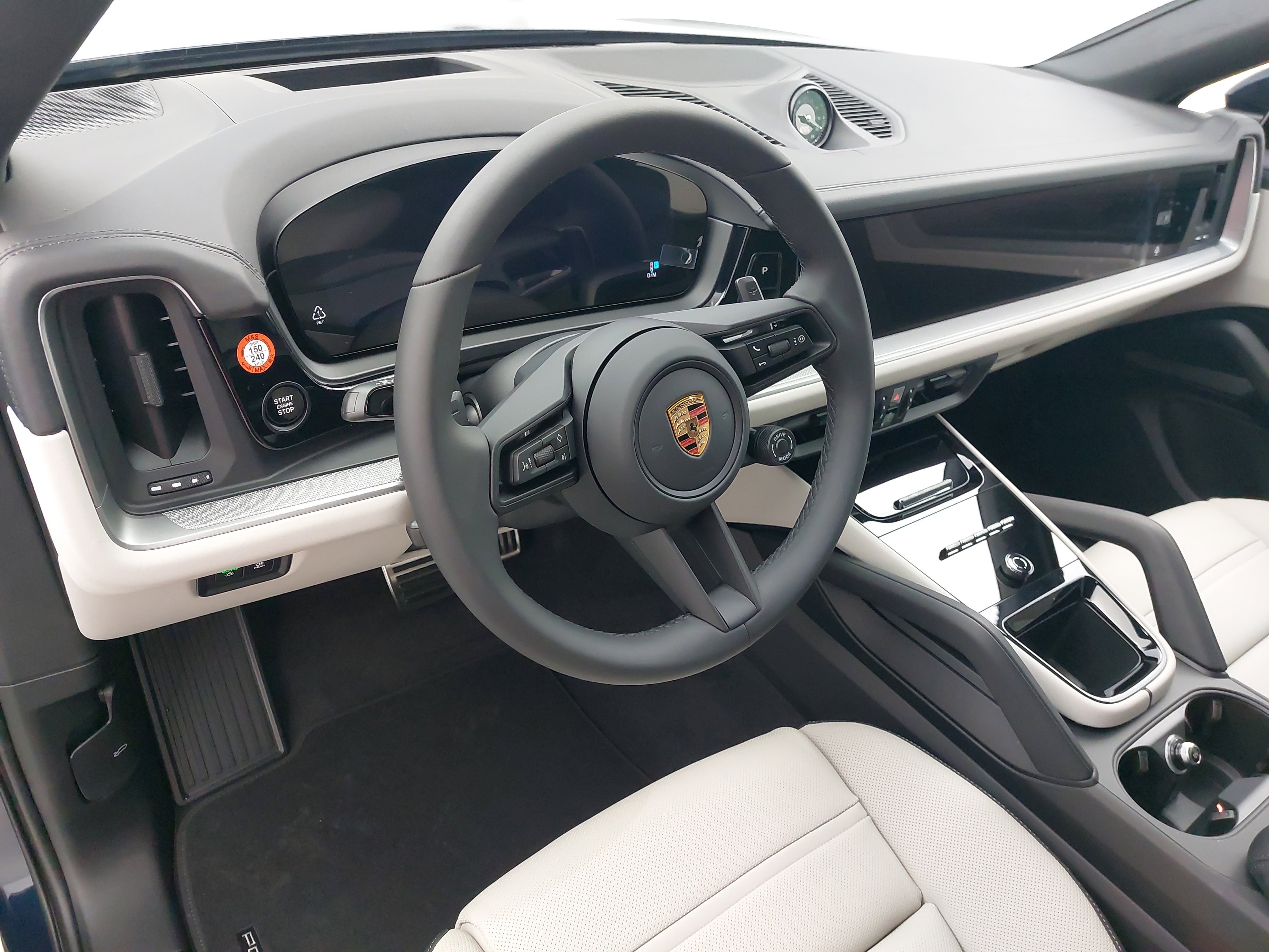 New 2025 Porsche Cayenne S image 4