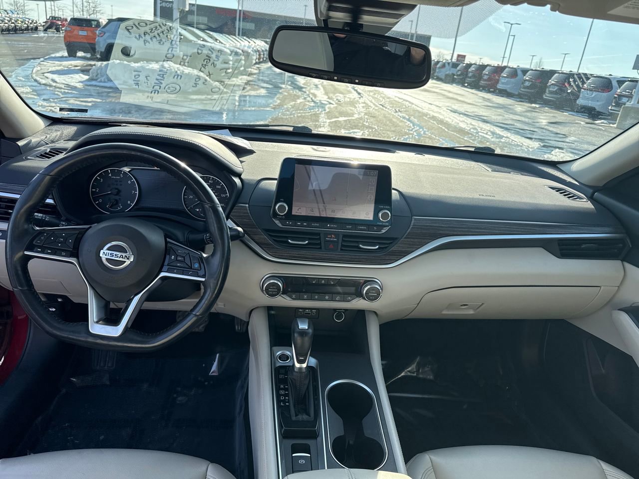 Used 2019 Nissan Altima 2.5 Platinum image 16