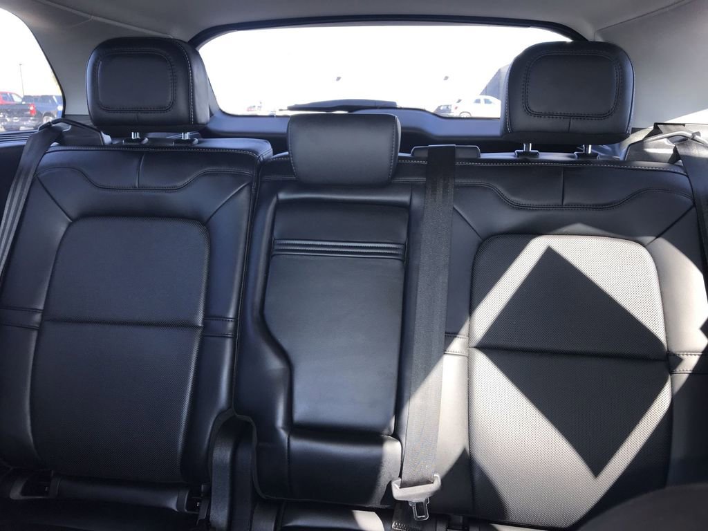 Used 2022 Lincoln Corsair AWD w/ Premium Package image 23