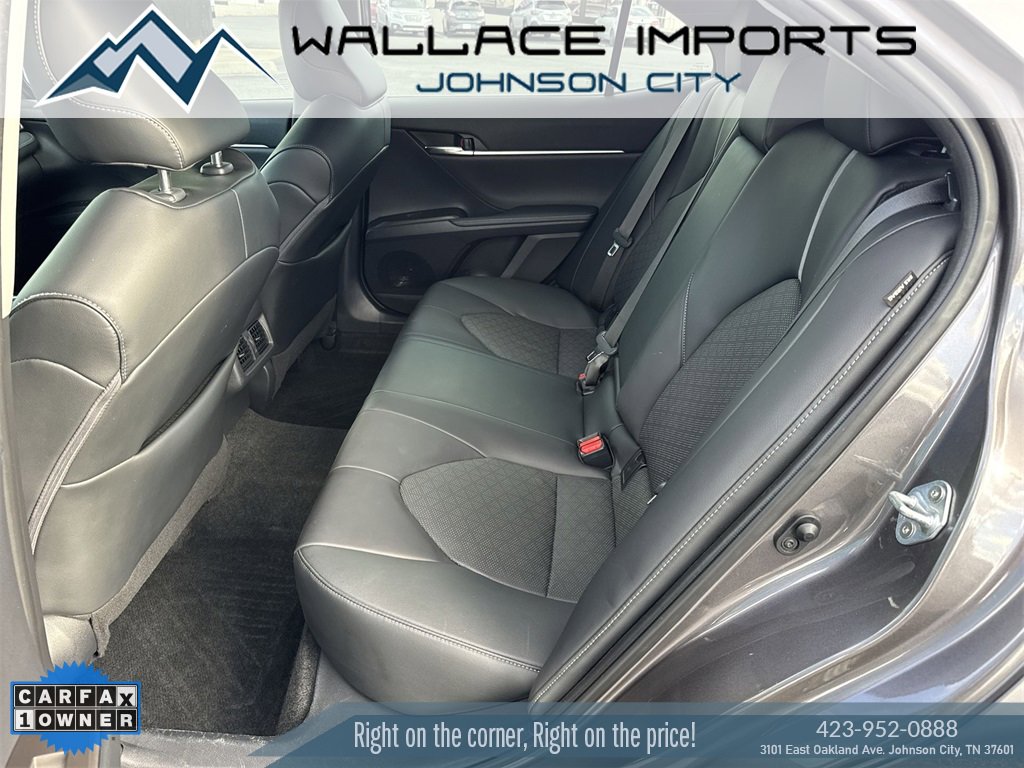 Used 2022 Toyota Camry XSE image 27