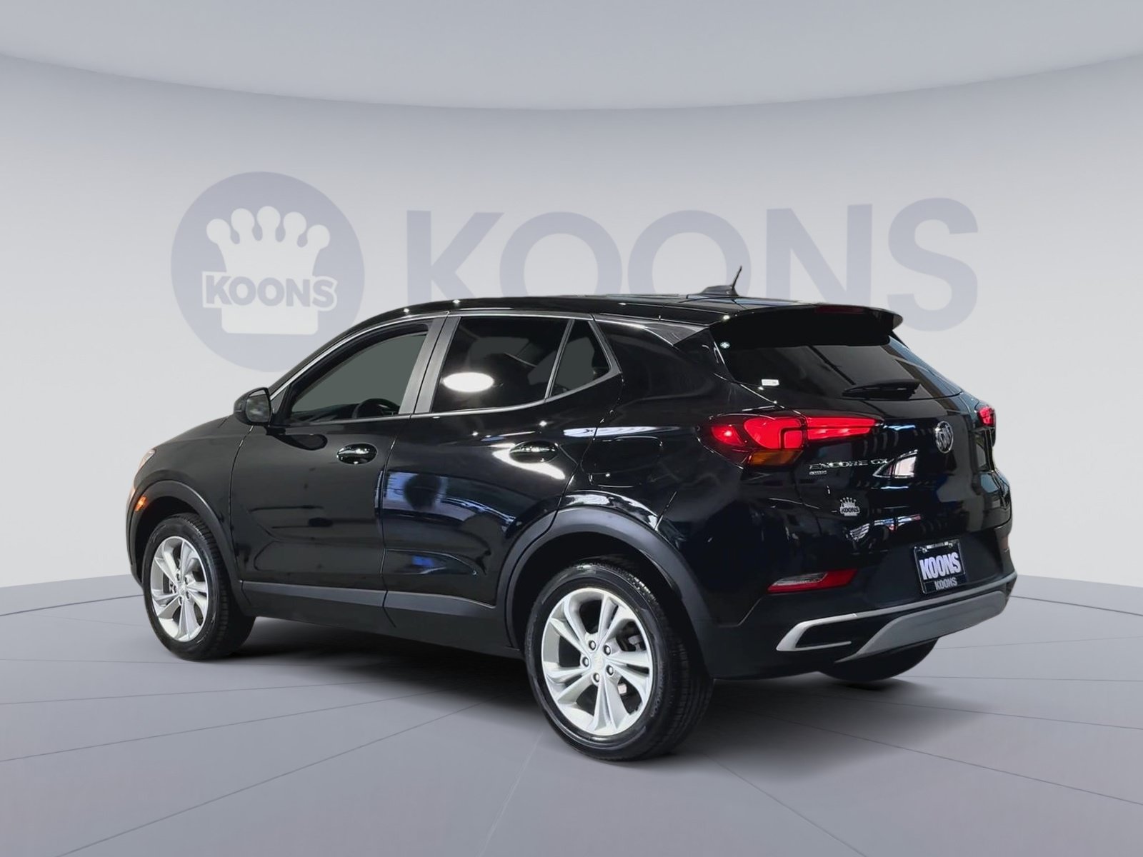 Used 2023 Buick Encore GX Preferred w/ Cold Weather Comfort Package AWD/4WD image 8