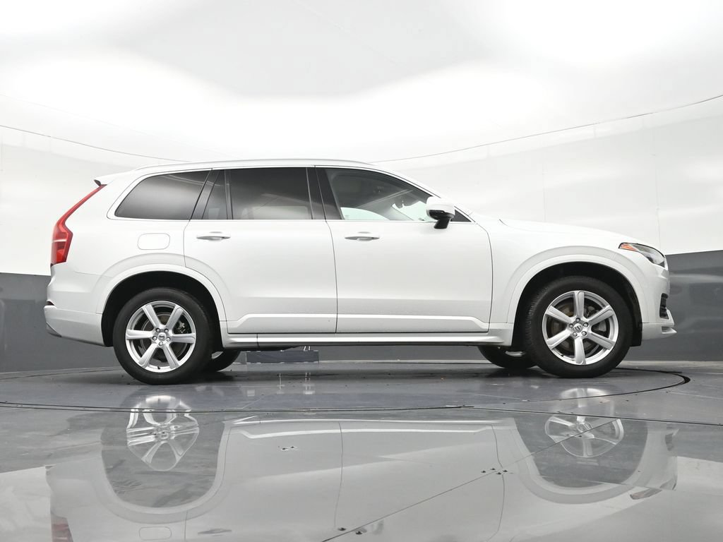 Certified 2022 Volvo XC90 T5 Momentum FWD image 28