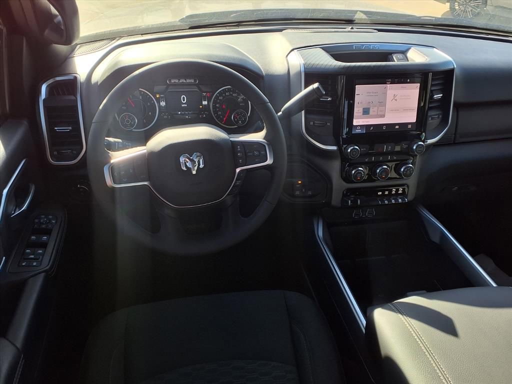 New 2025 RAM 2500 Big Horn image 25