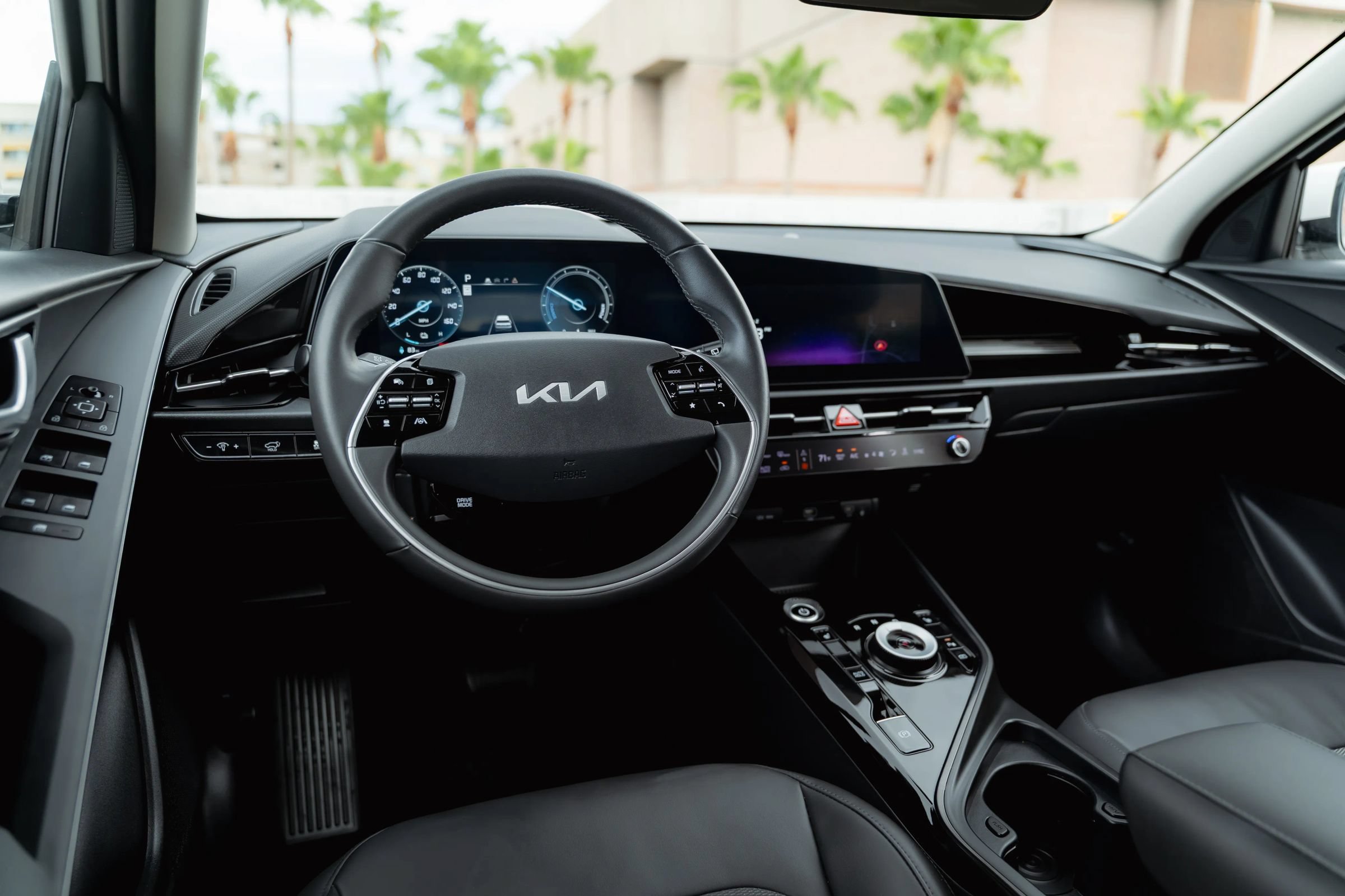 Used 2023 Kia Niro Wind FWD image 34