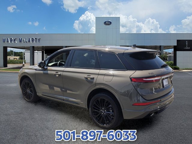 Certified 2025 Lincoln Corsair Reserve w/ Jet Appearance Package FWD image 3