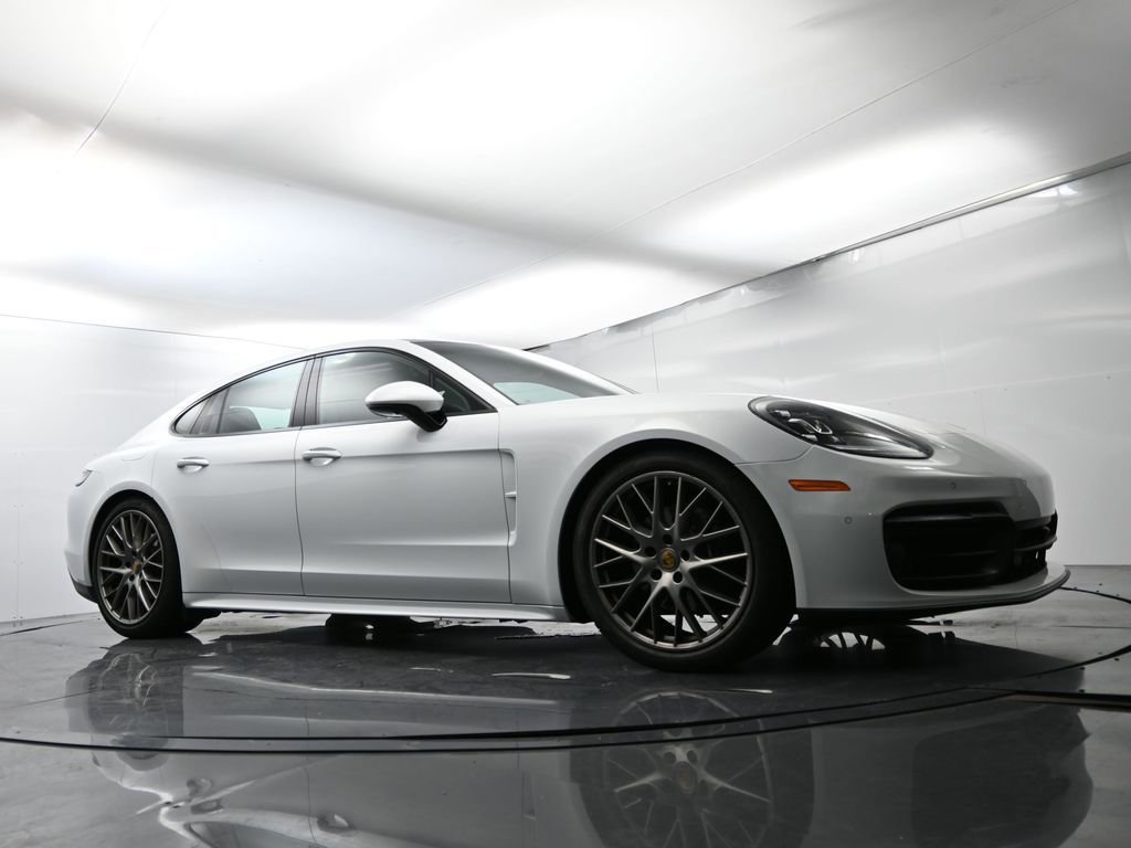 Certified 2023 Porsche Panamera Platinum Edition image 53