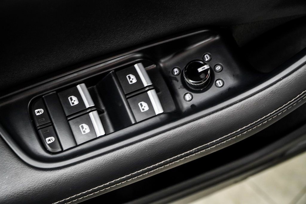 Used 2023 Audi Q8 Prestige image 44