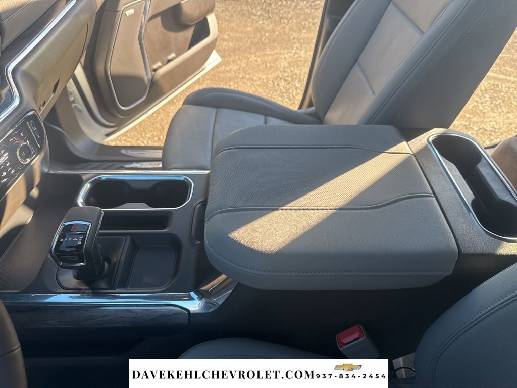 Used 2025 Chevrolet Silverado 1500 LTZ w/ LTZ Premium Package image 19