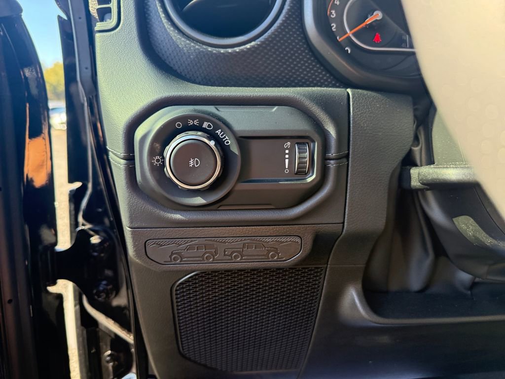 New 2025 Jeep Wrangler Unlimited Rubicon 392 AWD/4WD image 17