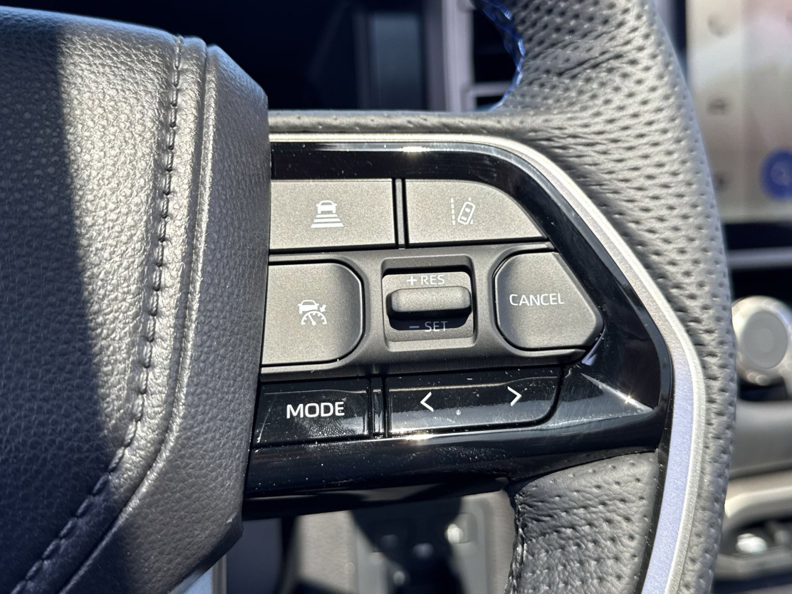 New 2026 Toyota Tundra Platinum AWD/4WD image 33