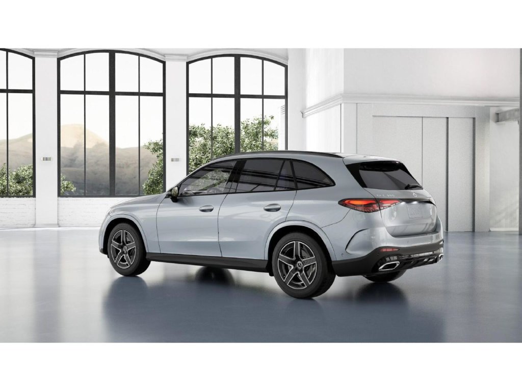 Used 2026 Mercedes-Benz GLC 300 4MATIC image 30