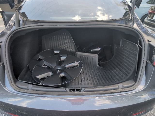Used 2023 Tesla Model 3 Standard Range RWD image 23
