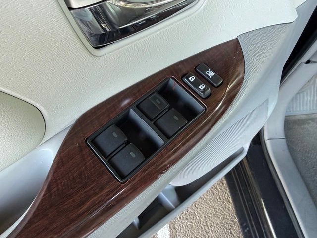 Used 2014 Toyota Sienna XLE FWD image 11