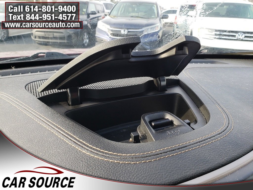 Used 2016 Jeep Cherokee Latitude w/ Cold Weather Group image 19