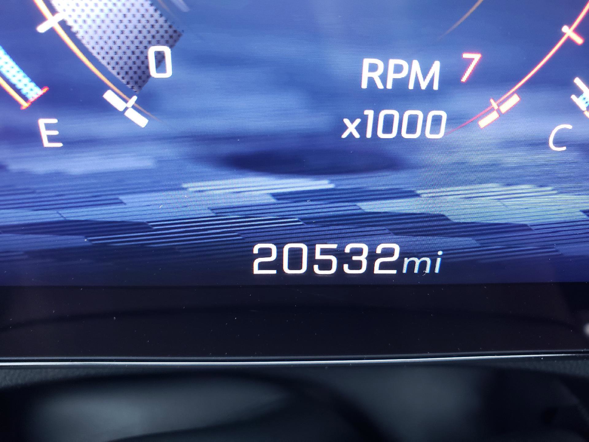 Used 2025 Chevrolet Traverse LT image 12