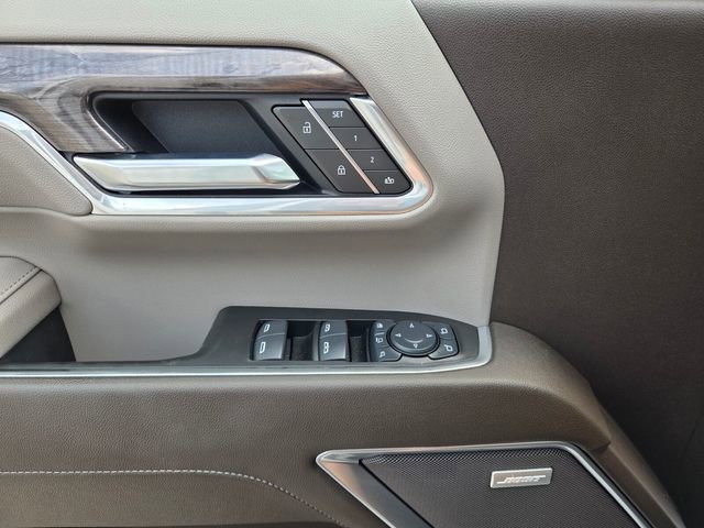 Used 2025 Chevrolet Silverado 2500 LTZ w/ LTZ Premium Package image 26