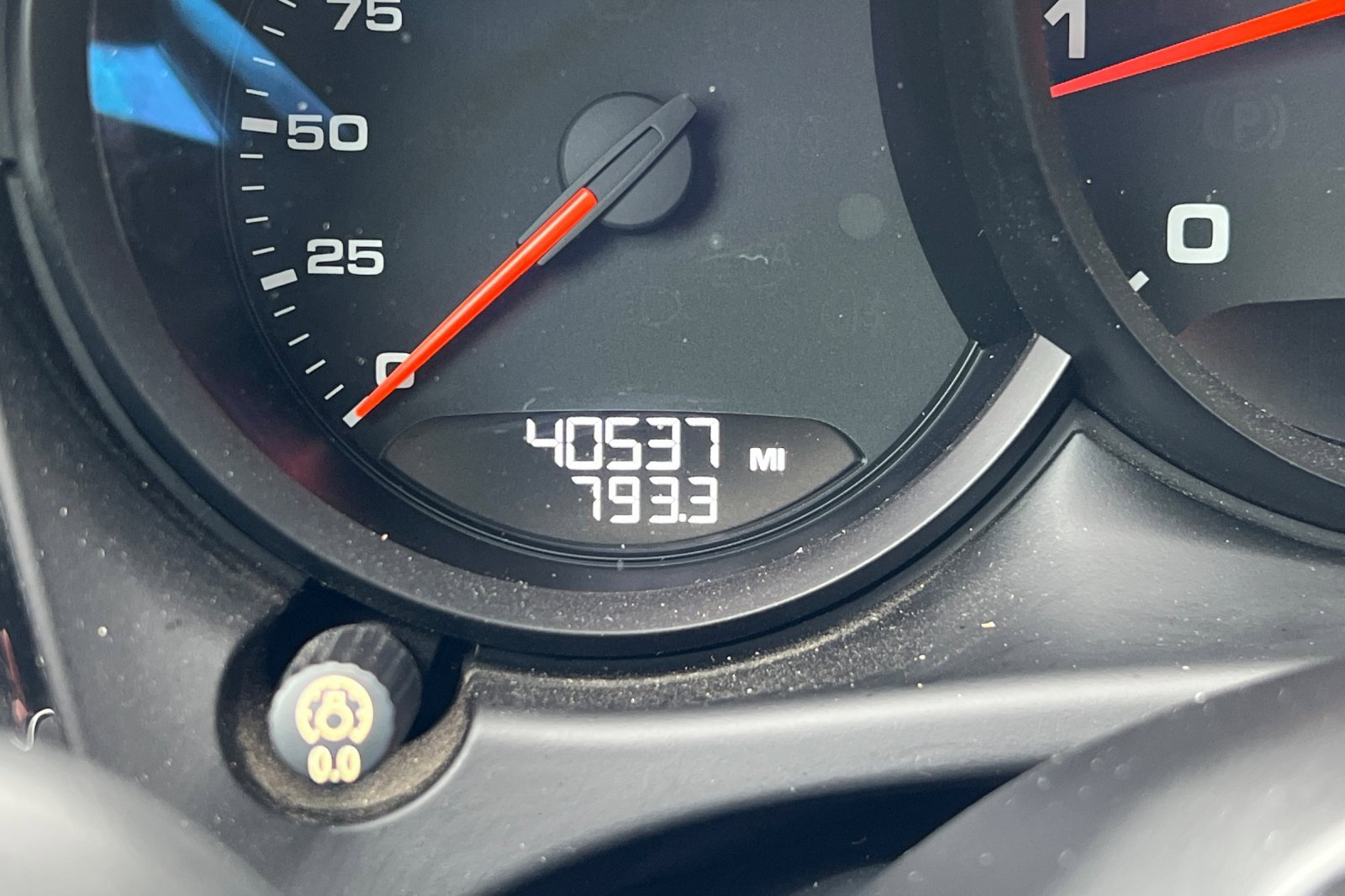 Used 2018 Porsche Macan image 37